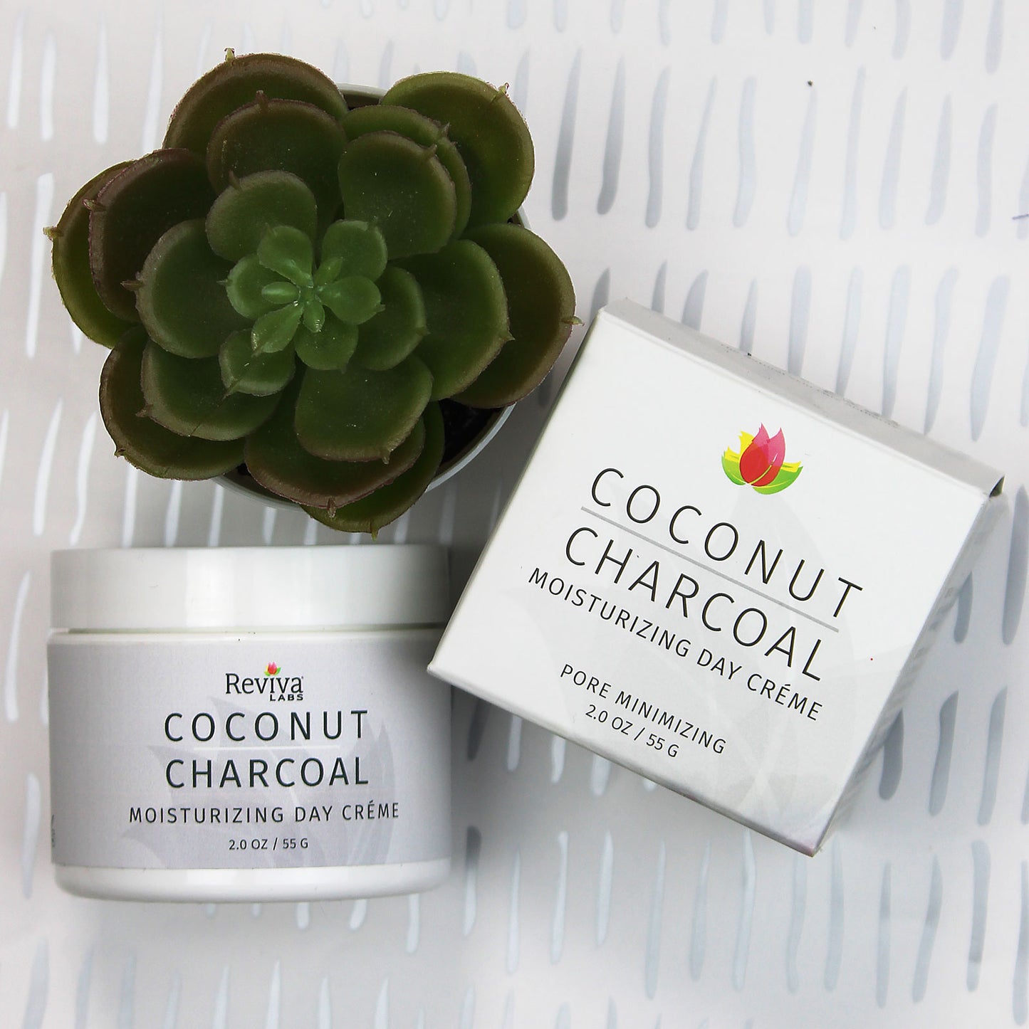 Coconut Charcoal Moisturizing Day Crème
