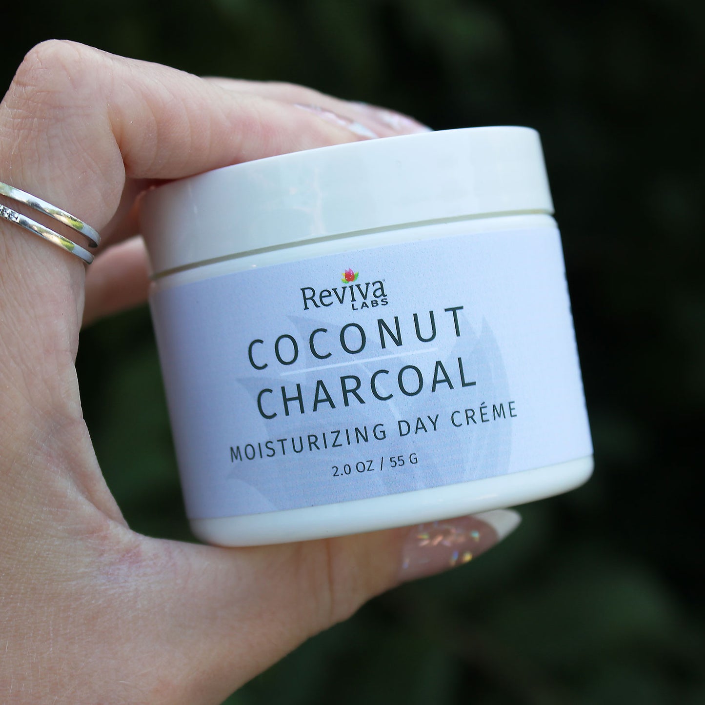 Coconut Charcoal Moisturizing Day Crème
